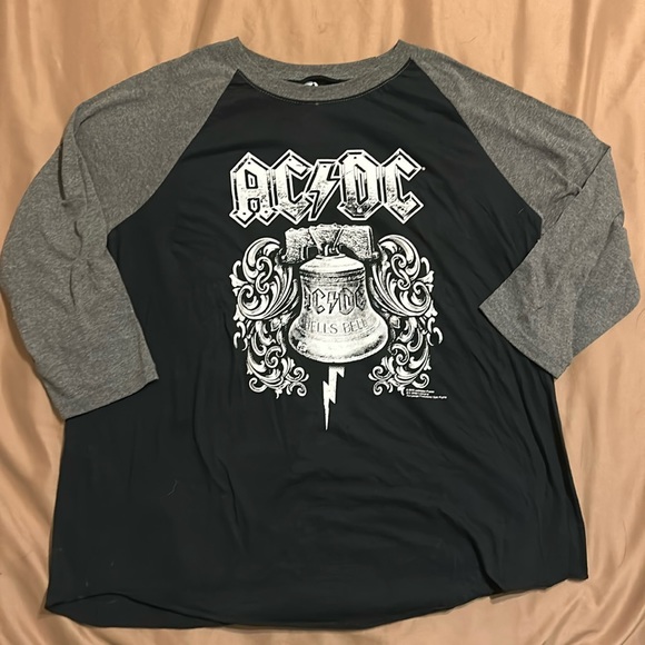 Retro AC/DC Hells Bells Jersey Sleeve Tee - Picture 1 of 3